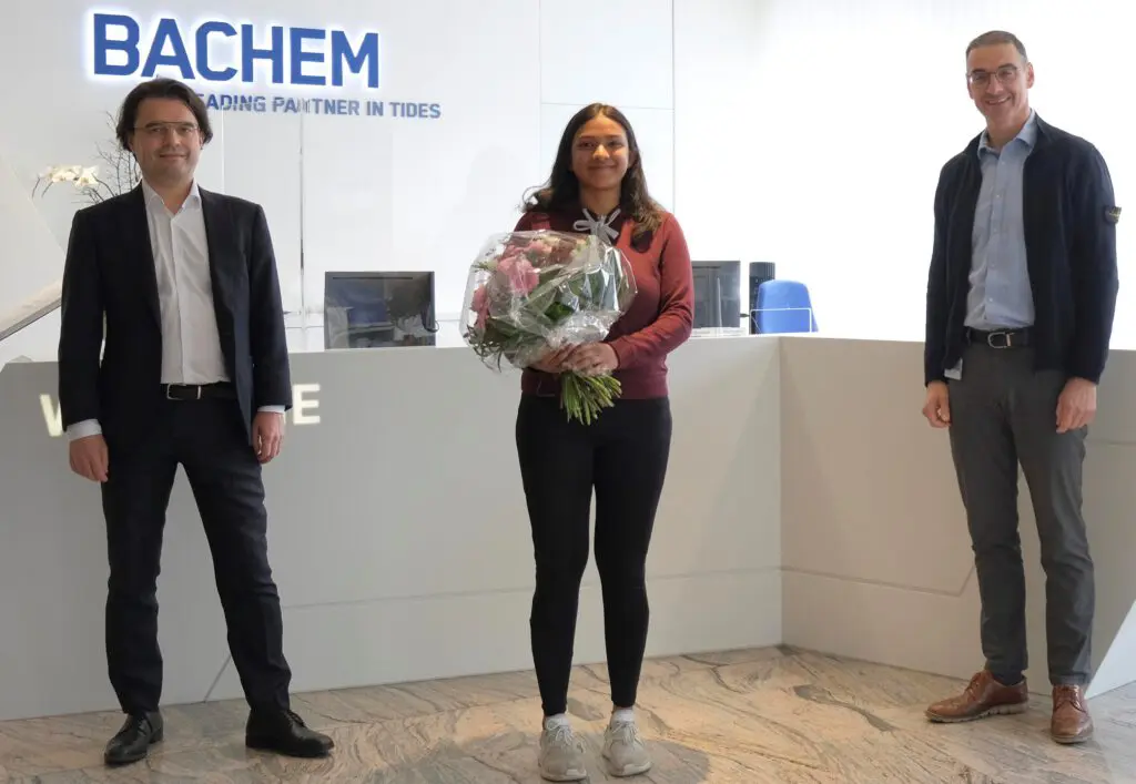 Bachem celebrates the hire of its 1000th employee at the Bubendorf site
